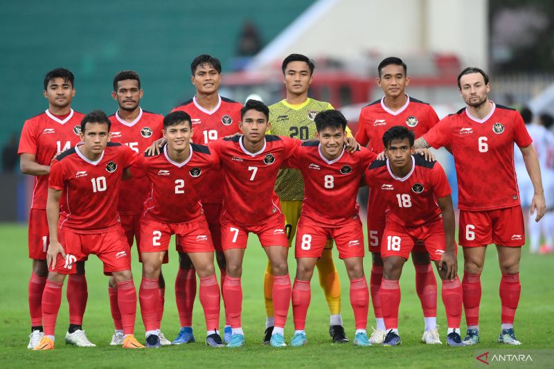 11 Daftar Gaji Pemain Bola Indonesia Paling Tinggi!